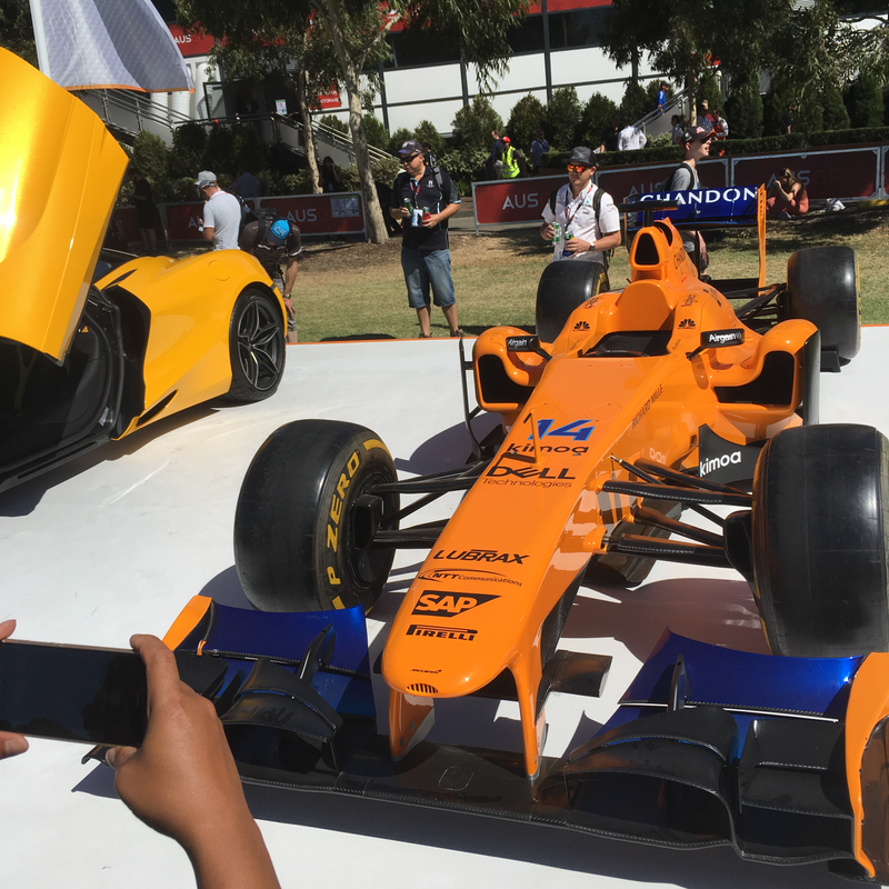 Illustration for article titled more pics from the Aus F1 GP